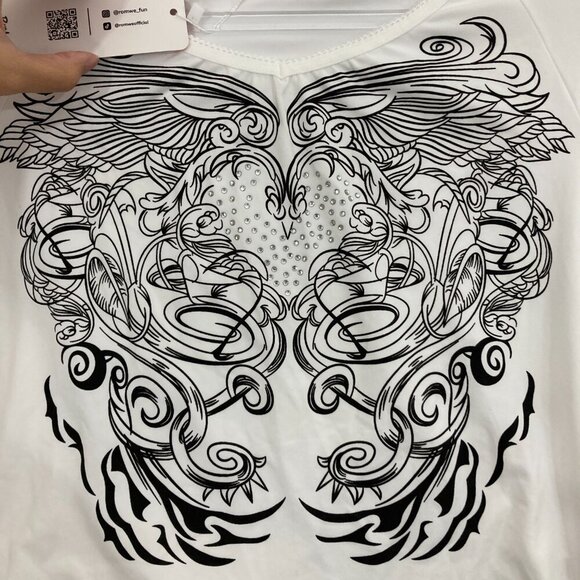 New ROMWE Women's Black White Graphic Short Sleeve Crop Top Medium - Picture 3 of 8